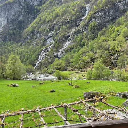 Grott Di Baloi Cevio
